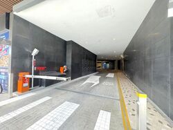 The Venue Shoppes (D13), Retail #612427591